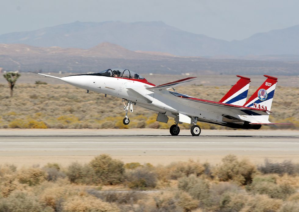 NASA 'ACTIVE' F-15 Eagle with canards