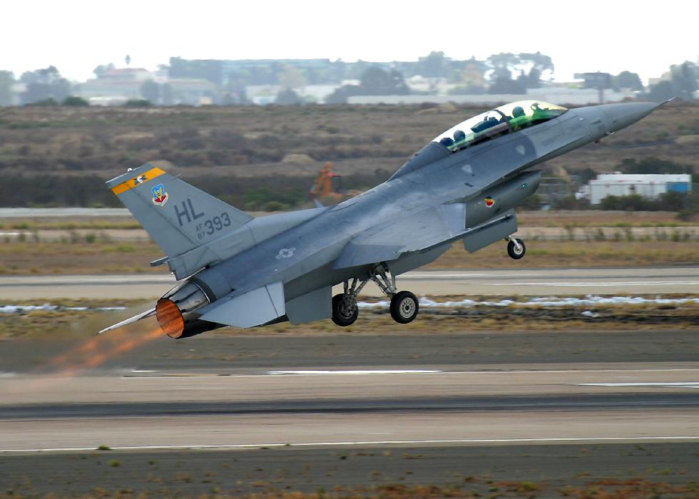 F-16 Fighting Falcon taking off with afterburner