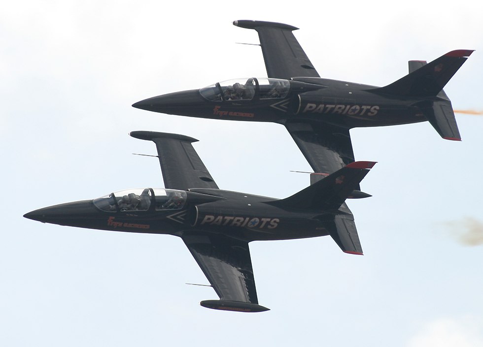 Patriots civilian jet display team flying L39 Albatroses