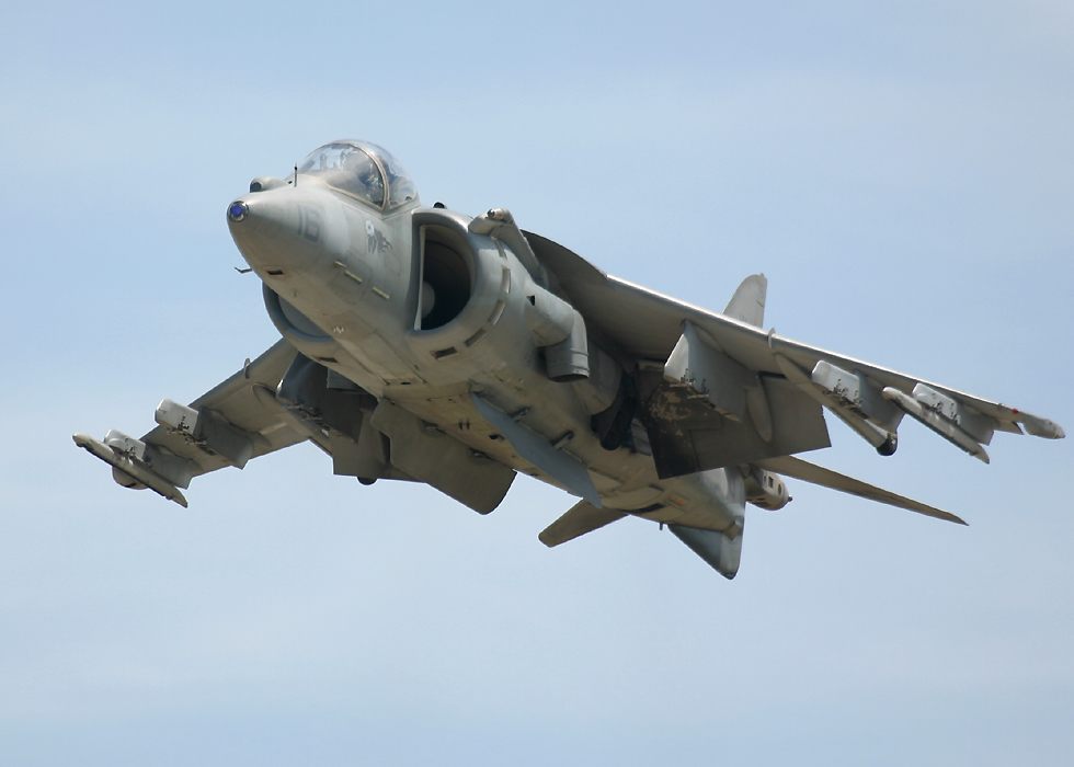 AV8B Harrier hovering