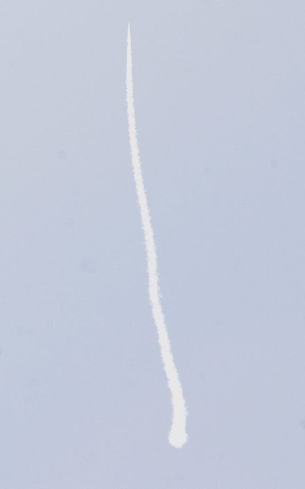 SpaceShipOne fires its rocket