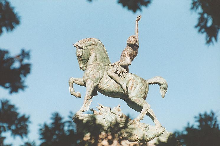 statue of naked horseman