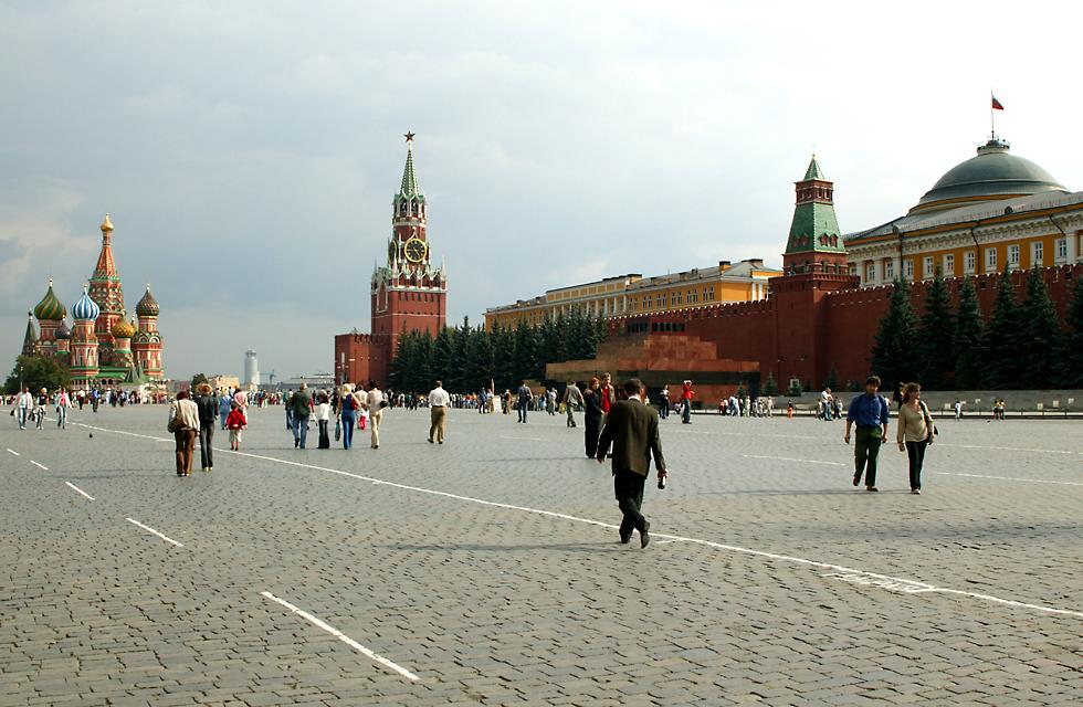 south end of Red Square   (click here to open a new window with this photo in computer wallpaper format)