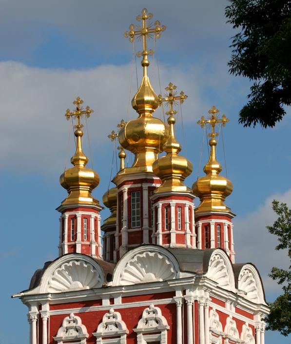 Novodevichy convent transfiguration gate church