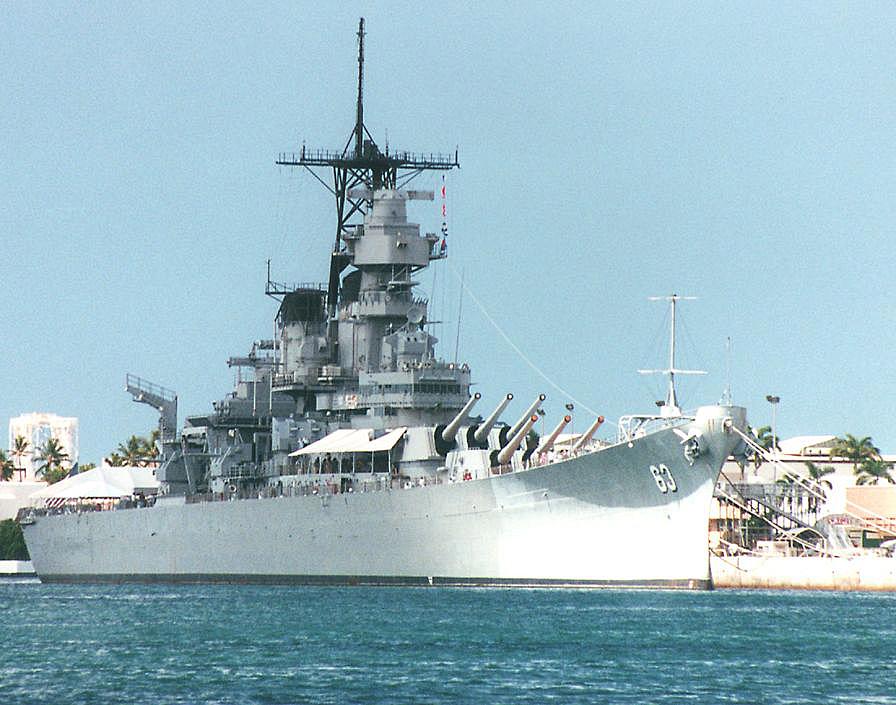 USS Missouri at Pearl Harbor   (click here to open a new window with this photo in computer wallpaper format)