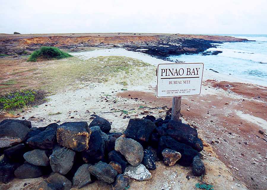 Pinao Bay burial site