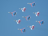 photographed at the 2005 MAKS airshow in Russia using a Canon 20D camera and Canon 100-400mm image stabilized lens set to 400mm  (1/750th second, f6.7, ISO 200)